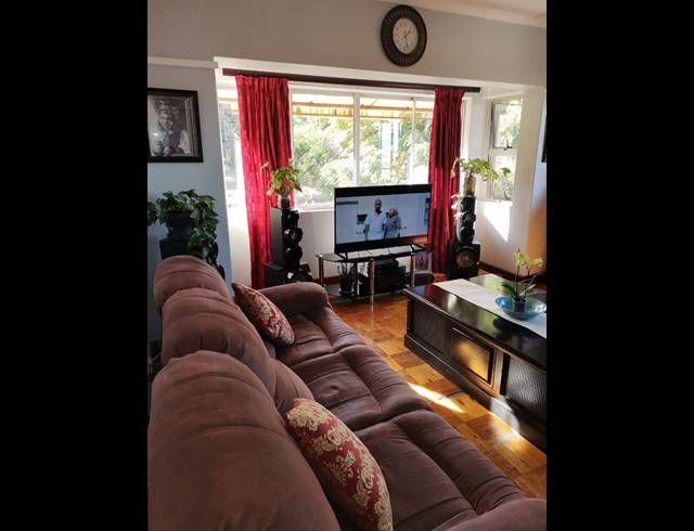 2 BEDROOM FLAT FOR SALE IN UMBILO